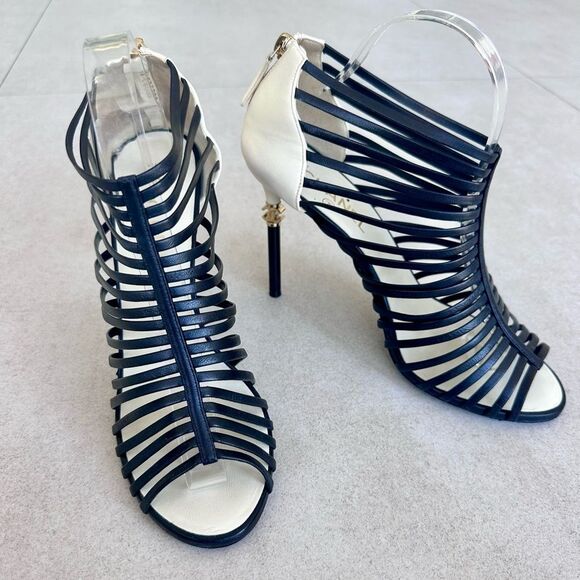 Chanel Caged CC Gladiator High Heel Peep Toe Sandals Black & Ivory Leather EU 41 - Picture 1 of 10
